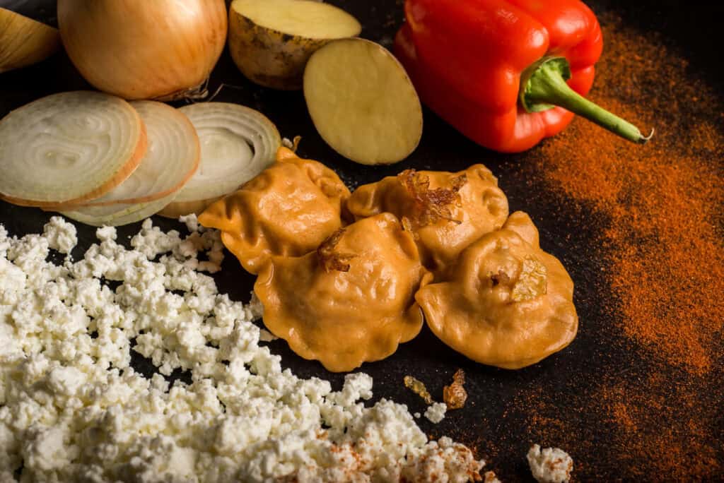 Świeżo lepione pierogi domowe – Pierogarnia Kubiel Wrocław